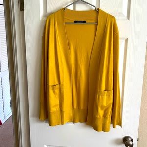 NWOT - yellow open front cardigan